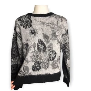 Tahari | Floral Print Fuzzy Fitted Sweater Grey w/ Black Trim
